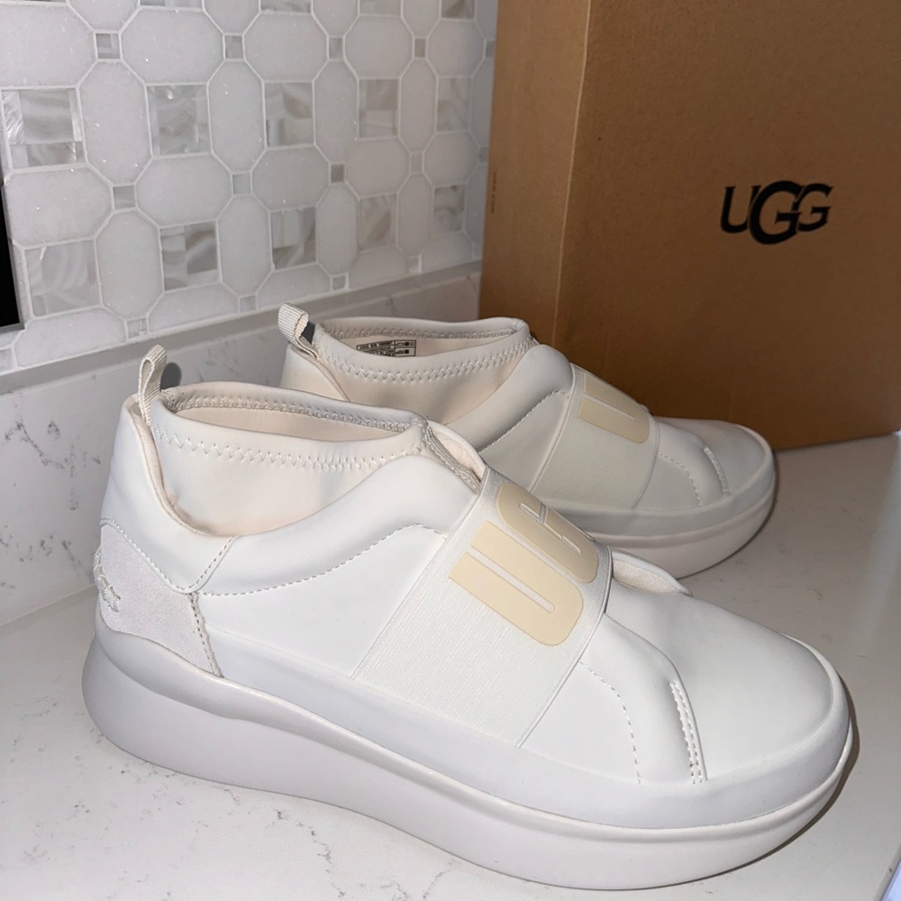 Ugg Neutra Sneakers White, size 8.5